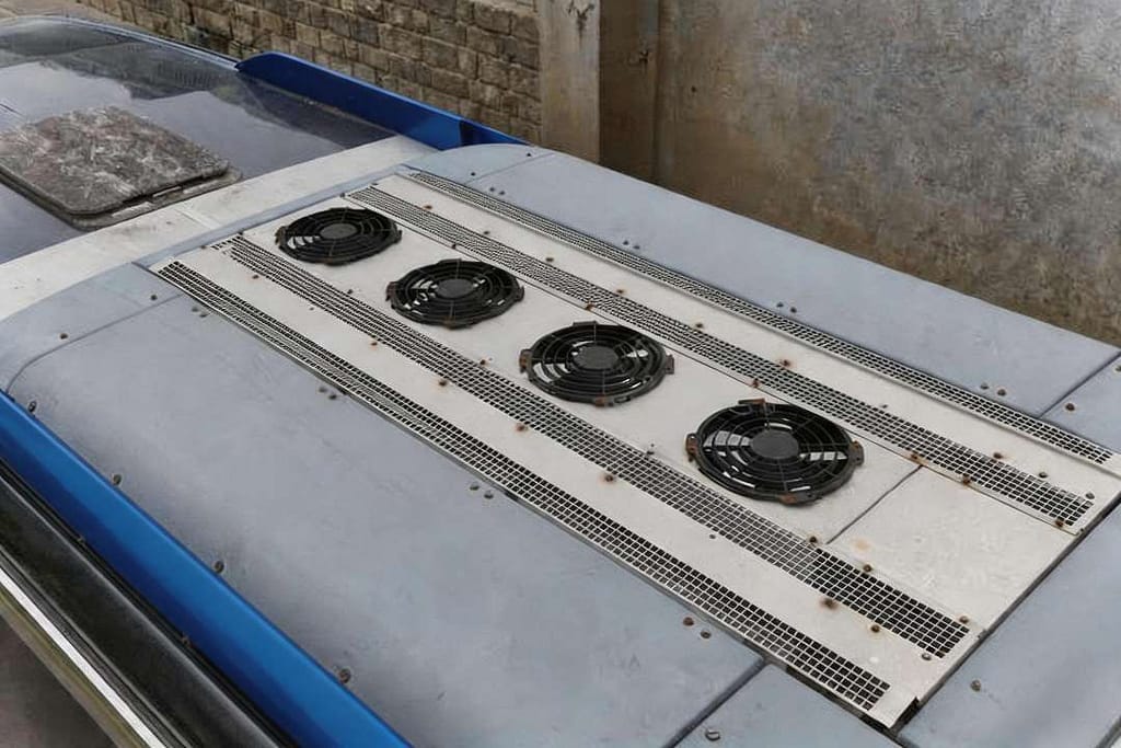 Lightweight FRP HVAC shells for commercial fleets - corrosion-resistant fiberglass rooftop air conditioning unit for buses