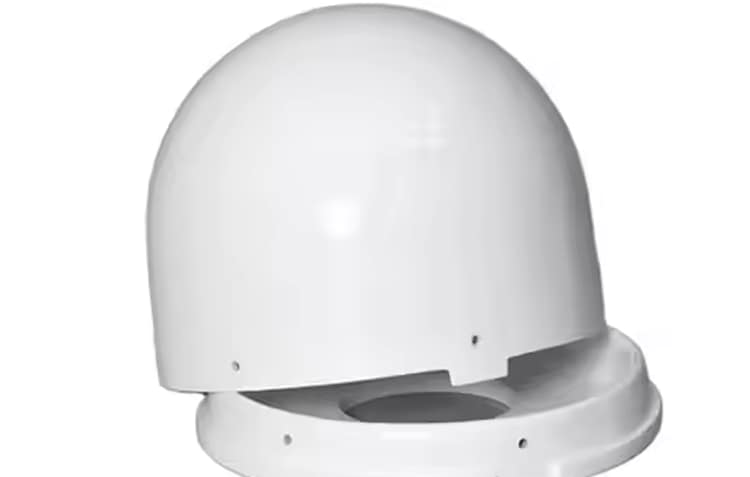 Custom-shaped white fiberglass radar dome (Radome) manufactured via hand lay-up, designed for high-signal transmittance and absolute structural integrity in satellite positioning and monitoring systems, supplied by DISLAB.
